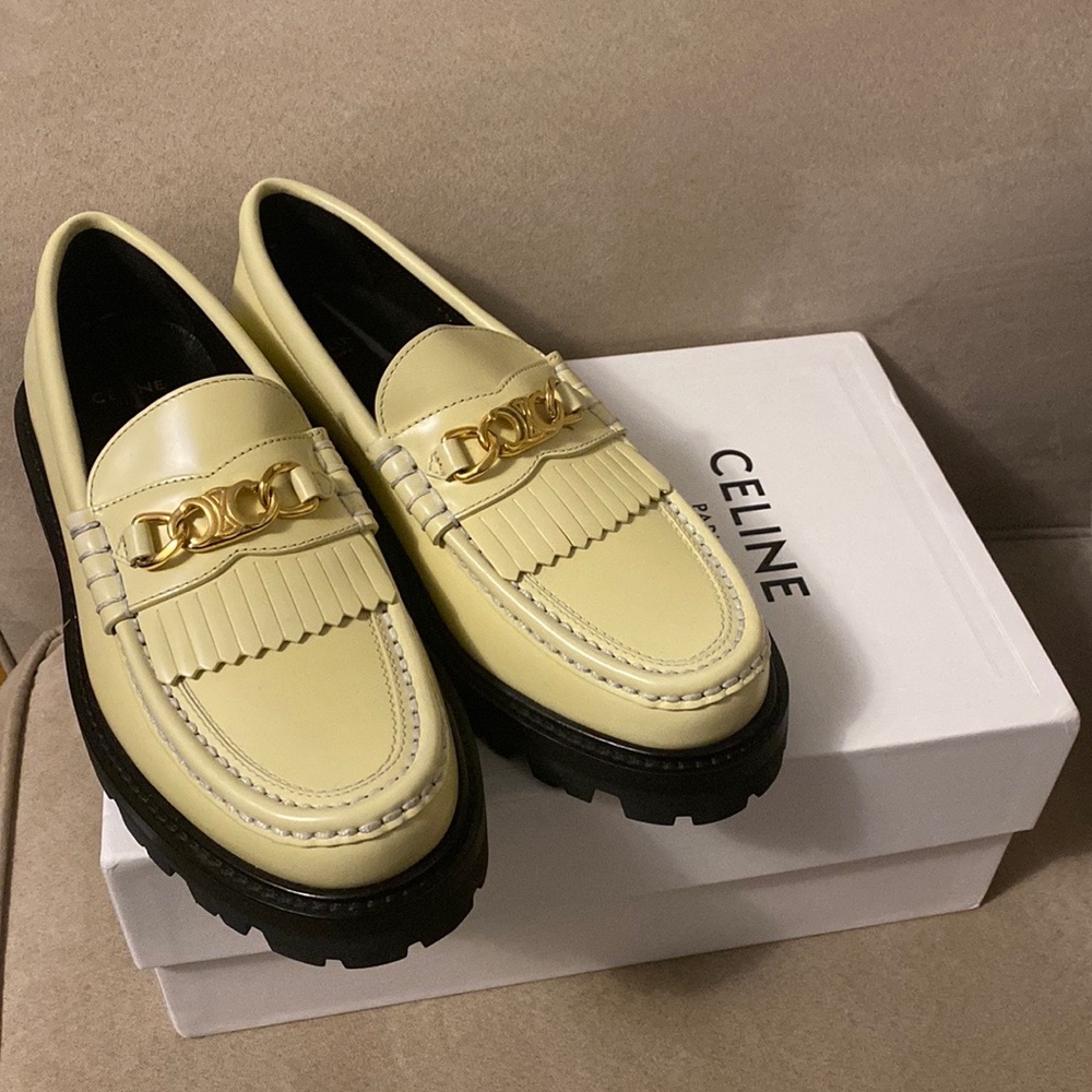 CELINE MARGARET LOAFER WITH TRIOMPHE CHAIN IN POLISHED BULL 
YELLOW
